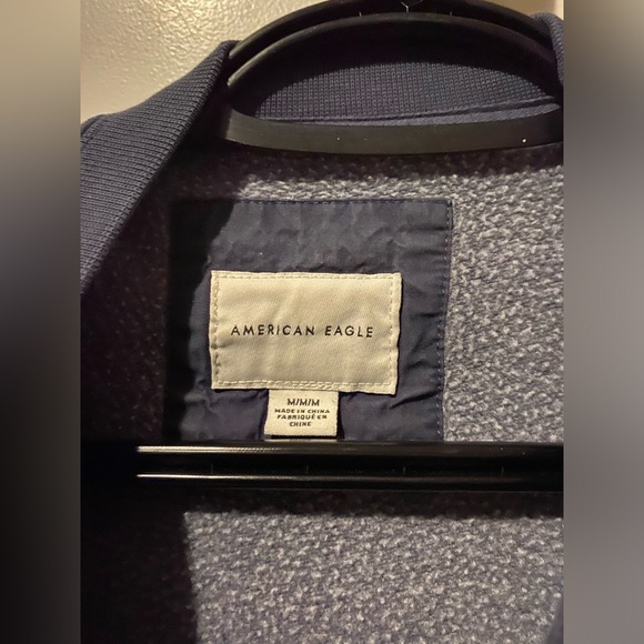 American Eagle Crewneck - Picture 3 of 3